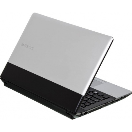 Ноутбук Samsung 300E5A-S08 i3 2350M/4Gb/500Gb/DVDRW/GT520MX 1G/15.6"/HD/WiFi/BT/W7HB 64/Cam/6c