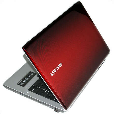 Ноутбук Samsung R730/JT04 i3-370M/4G/500G/310M 512/DVD/17.3/Wf/cam/Win7 HB32 red