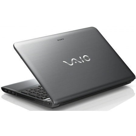Ноутбук Sony Vaio SV-E1511X1R/SI i5-2450M/6GB/640GB/HD7650 1G/DVD/15.5"/WF/BT/Win7 HP 64 silver