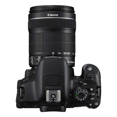 Зеркальная фотокамера Canon EOS 700D Kit 18-135 IS STM + 40 STM