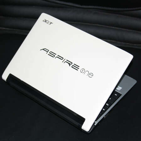 Нетбук Acer Aspire One AO533-N558ww Atom N550/2Gb/320Gb/10.1"/Win 7 Starter 32/white (LU.SC308.010)