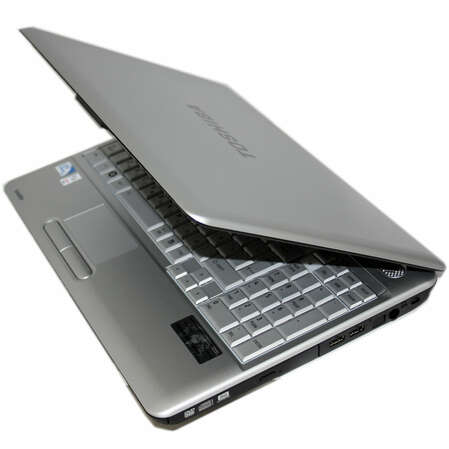 Ноутбук Toshiba Satellite L500D-16Q AMD M500/3G/320G/DVD/HD4570/15.6"/WiFi/BT/Win 7 HP