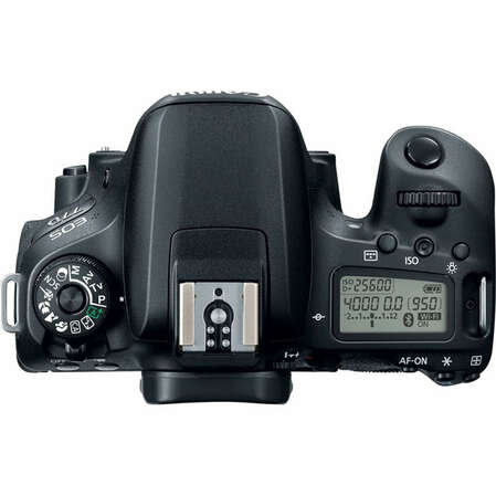 Зеркальная фотокамера Canon EOS 77D Body