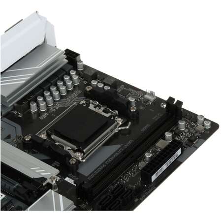 Материнская плата Gigabyte B650M Gaming WIFI6 Socket-AM5 AMD B650 2xDDR5, 4xSATA3, RAID, 1xM.2, 1xPCI-E16x, 2xUSB3.2, D-Sub, HDMI, WiFi, 2.5Glan, mATX Ret