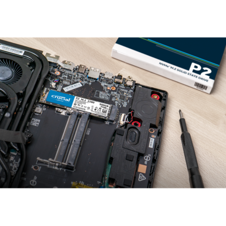Внутренний SSD-накопитель 500Gb Crucial P2 CT500P2SSD8 M.2 2280 PCIe NVMe 3.0 x4