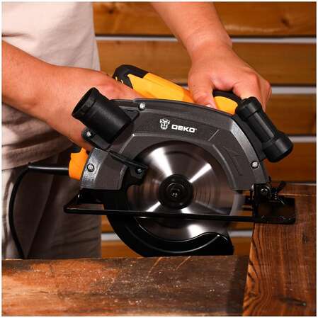 Циркулярная пила Deko CS1250-D, 1250Вт, 165мм диск 083-1100