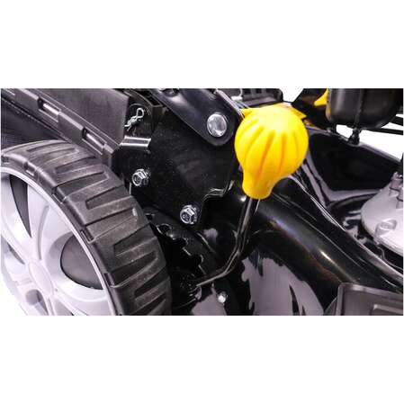 Бензиновая газонокосилка Champion LM4627