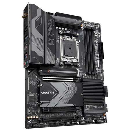 Материнская плата Gigabyte X670 Gaming X AX Socket-AM5 AMD X670 4xDDR5, 4xSATA3, RAID, 4xM.2, 3xPCI-E16x, 6xUSB3.2, 1xUSB3.2 Type C, HDMI, WiFi, 2.5Glan, ATX Ret