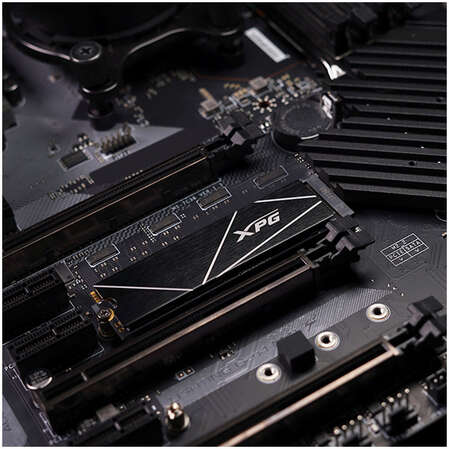 Внутренний SSD-накопитель 512Gb A-Data Gammix S70 Blade AGAMMIXS70B-512G-CS M.2 2280 PCIe NVMe 4.0 x4