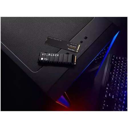 Внутренний SSD-накопитель 4000Gb Western Digital Black SN850X with Heat Spreader (WDS400T2XHE) M.2 2280 PCIe NVMe 4.0 x4
