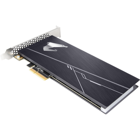 Внутренний SSD-накопитель 512Gb Gigabyte AORUS RGB AIC (GP-ASACNE2512GTTDR) PCIe NVMe 3.0 x4