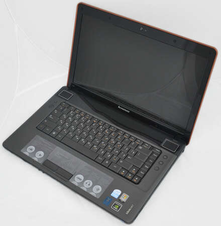 Ноутбук Lenovo IdeaPad Y550-3A T6500/3Gb/320Gb/GT130M/15.6"/WiFi/BT/Cam/VHP