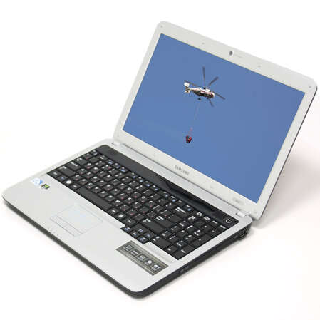 Ноутбук Samsung R528/DS01 T4400/3G/250G/310M/DVD/15.6/WiFi/DOS Red-silver