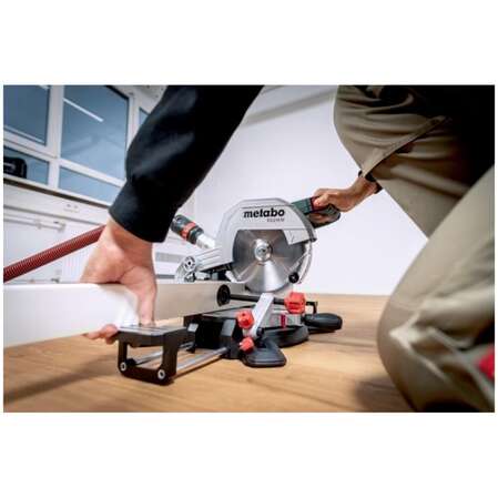 Торцовочная пила Metabo KS 216 M 610216000