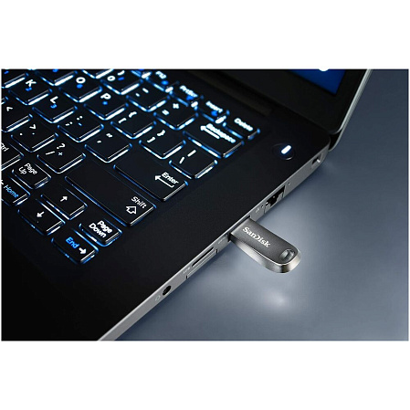 USB Flash накопитель 256Gb SanDisk CZ74 Ultra Luxe (SDCZ74-256G-G46) USB 3.2 Gen 1 Серебристый