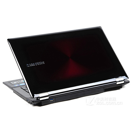 Ноутбук Samsung RF712-S01 i5-2410/6G/500Gb/bt/HD6650 2gb/BluRay/17.3/cam/Win7 HP 64