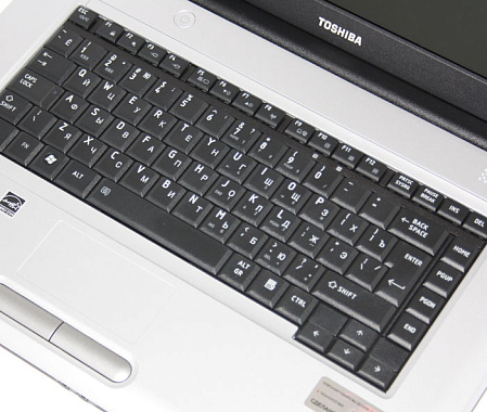 Ноутбук Toshiba Satellite L450-11Q T4300/2G/320G/DVD/15.6"/WiFi/no OS