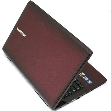 Ноутбук Samsung R780/JS02 i5-520M/4G/500G/NV330M 1G/DVD/17.3/cam/Win7 HP RED