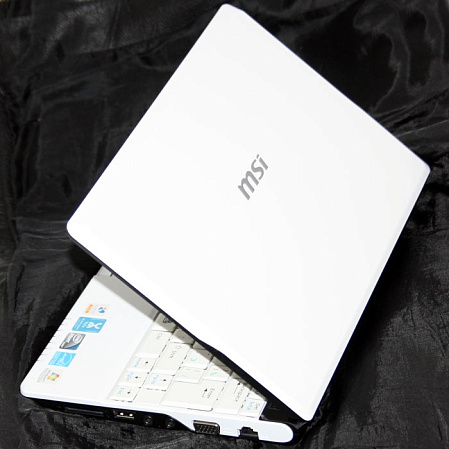 Нетбук MSI Wind U120-092RU/Atom N270/1Gb/250Gb/W7 Starter/10"/Wimax white