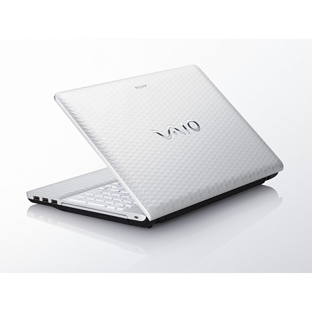 Ноутбук Sony VPC-EK2S1R/W AMD E450/4G/320Gb/HD 6320/DVD/14"/WiFi/ BT/Cam/Win7 HB64 White