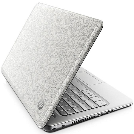 Ноутбук HP Pavilion dm1-1020er VR585EA SU2300/2/250/WiFi/BT/11.6"HD/Win7 HP белый