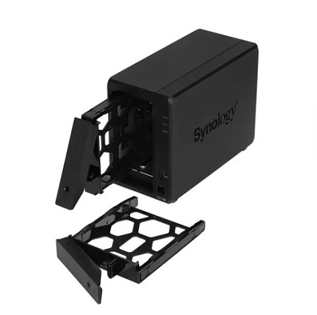 Сетевое хранилище NAS Synology DS723+