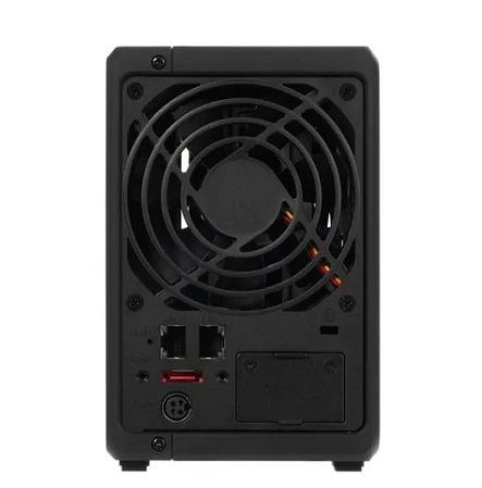 Сетевое хранилище NAS Synology DS723+