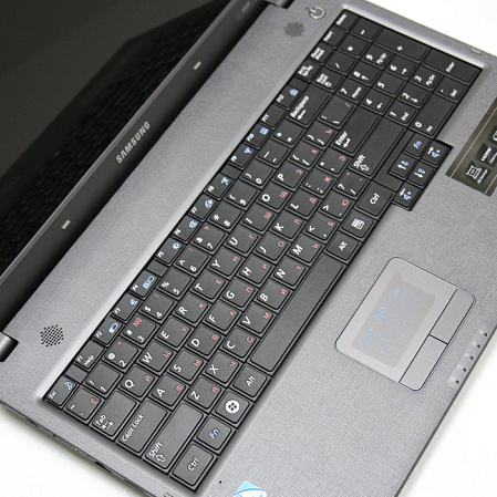 Ноутбук Samsung R528/DA02 T3100/2G/250G/DVD/WiFi/cam/15.6''/DOS