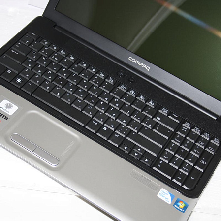 Ноутбук HP Compaq Presario CQ61-418ER WH608EA AMD M320/3GB/250/DVD/HD4200/15.6"HD/Win 7HB