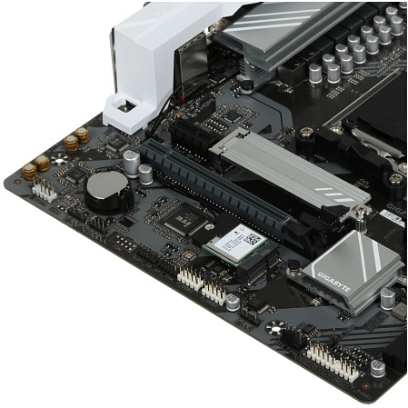 Материнская плата Gigabyte B650M Gaming WIFI6 Socket-AM5 AMD B650 2xDDR5, 4xSATA3, RAID, 1xM.2, 1xPCI-E16x, 2xUSB3.2, D-Sub, HDMI, WiFi, 2.5Glan, mATX Ret