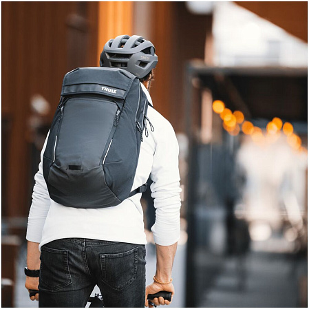 16" Рюкзак для ноутбука Thule Paramount Commuter Backpack 27L TPCB27K, черный